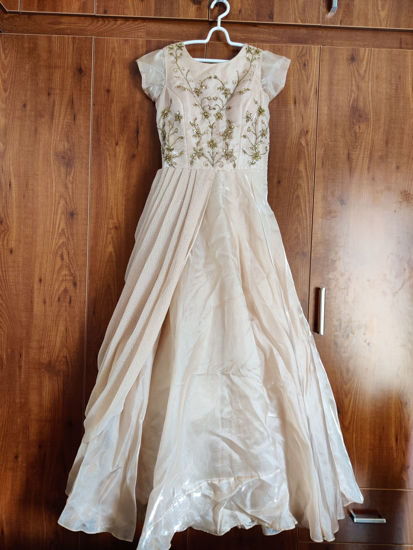 Picture of Cream Silk Gown