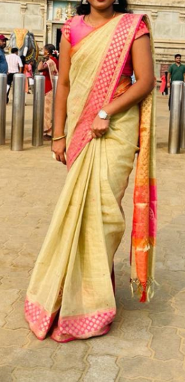 Picture of Gold tissue Saree