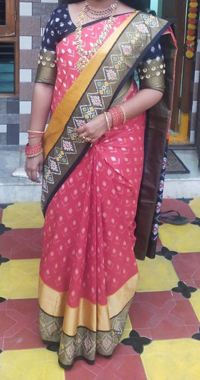 Picture of Pure Pochampally pattu saree