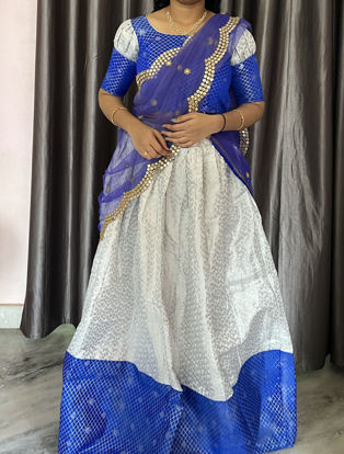 Picture of Banarasi Lehenga without dupatta