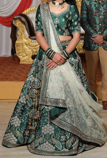 Picture of Green gotapatti bridal lehenga
