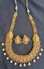 Picture of Matt gold finish necklace with earrings