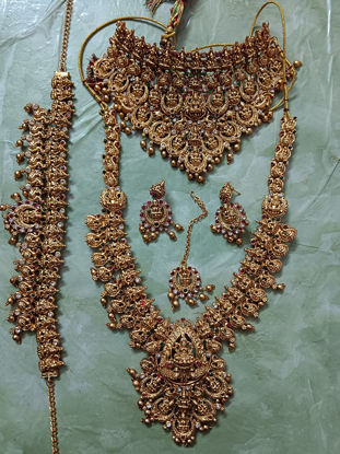 Picture of Glittering jewellery set combo