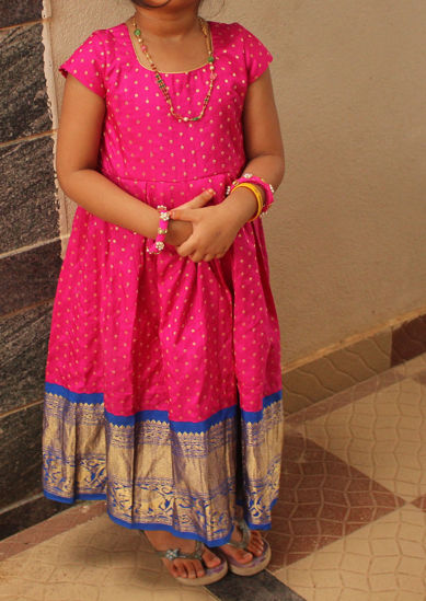 Picture of Pattu Frock with Kanchi border For 4-6Y