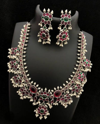 Picture of Silver style guthapusalu neck set