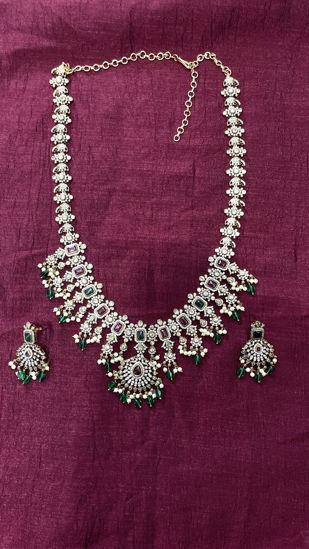 Picture of Beautiful studded stones haram