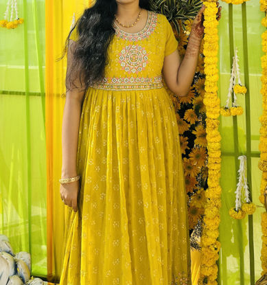 Picture of Yellow haldi outfit