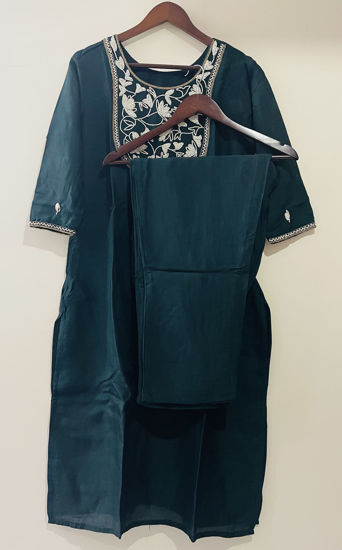 Picture of Green  two piece set