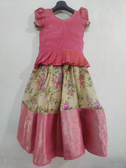 Picture of Organza yellow and orange peach shade lehanga For 2-4Y