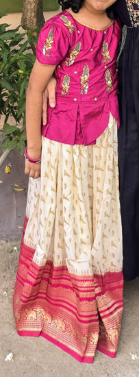 Picture of Kanchi border lehanga with maggam work blouse 9Y