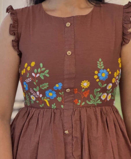 Picture of Brown casual dress with sleeves