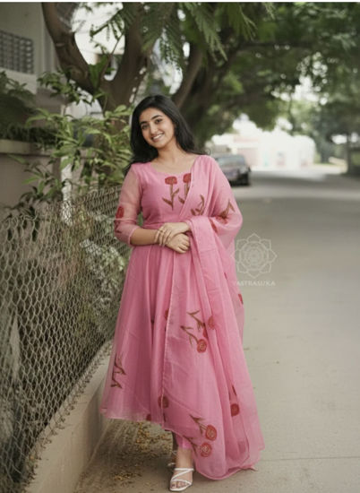 Picture of Baby pink organza Anarkali