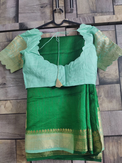 Picture of Vintage inspired bottle green saree
