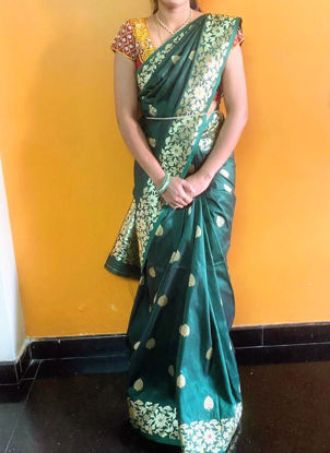 Picture of Banarasi saree with unstitched blouse