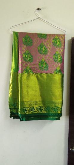 Picture of Pattu Saree with unsitched Blouse