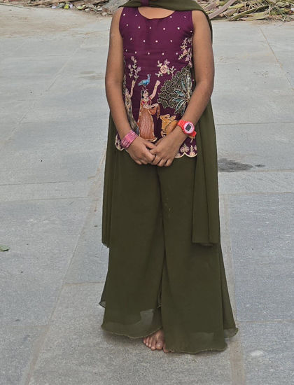 Picture of Sharara set with dupatta for 8-9Y