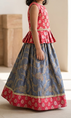 Picture of Banaras lehanga blouse for 4-5y