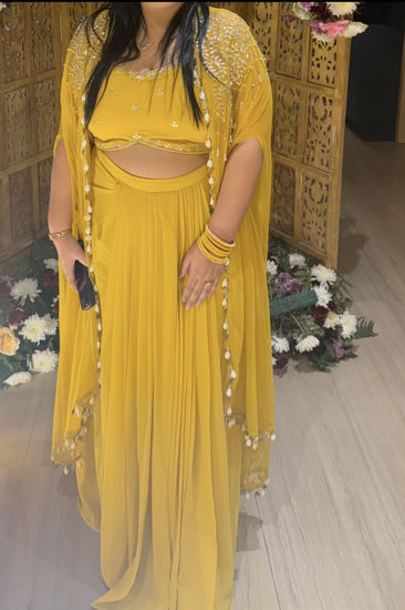 Picture of Yellow skirt  crop top with gotapatti cape