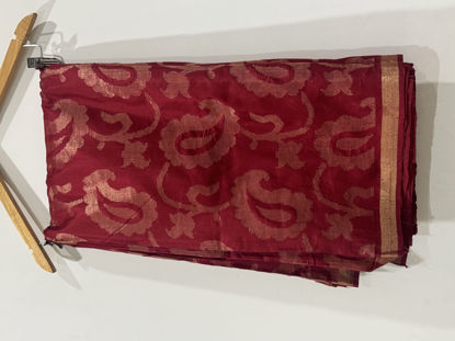 Picture of Maroon pattu saree
