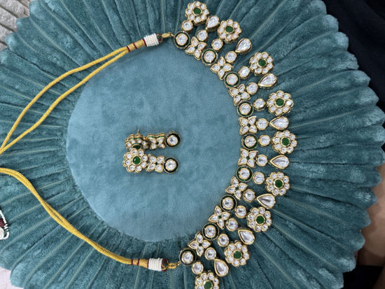 Picture of Heavy Kundan & Emerald Necklace Set