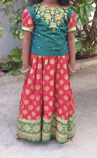 Picture of Benaras Lehanga and blouse 5-6Y